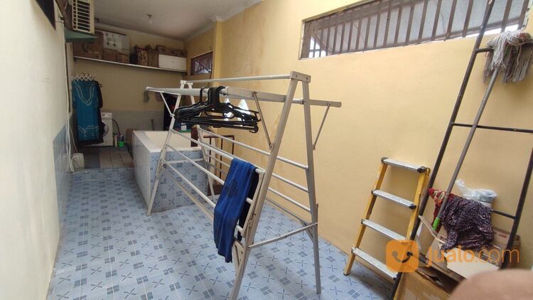 Rumah Siap Huni di Lebak Indah Regency