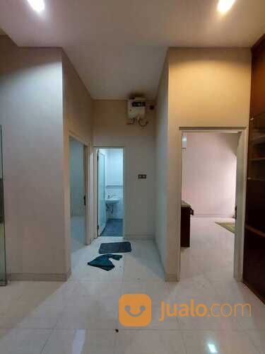 Rumah Di Taman Wisata Regency