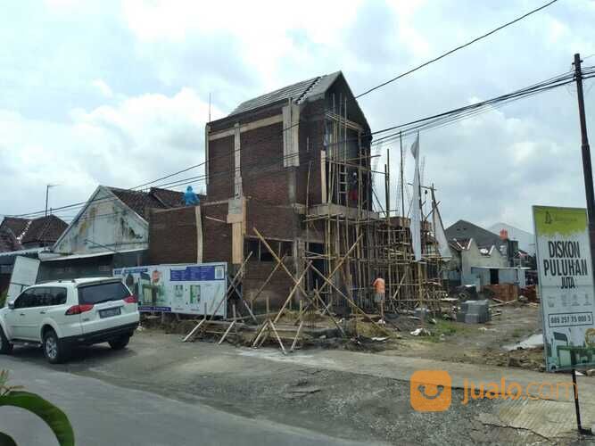 Rumah View Gunung Lawu & Merapi dekat Kampus UNS
