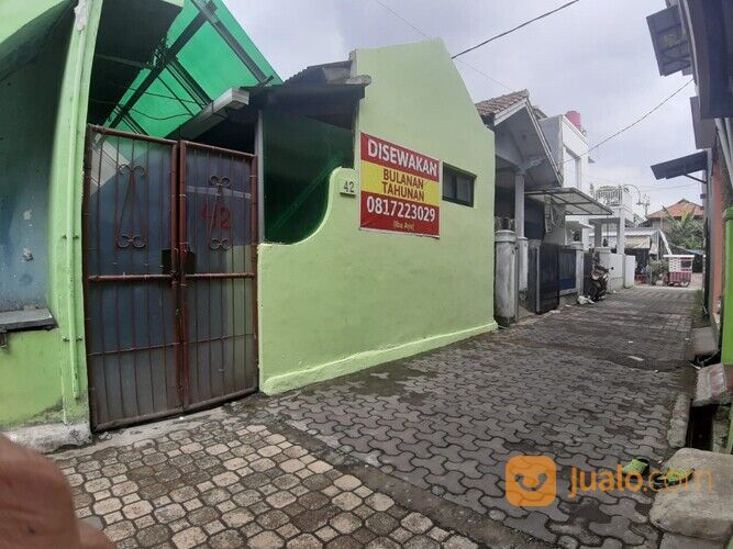 Sewa Bulanan Rumah Petak Antapani 1 Kamar, 1 Dapur, 1 KM