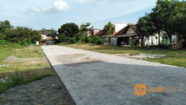 200 Meter Exit Tol Duwet Pekalongan, SHM, Flashsale Akhir Tahun