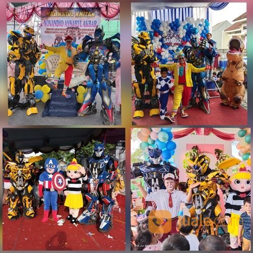 Avenger dan badut robot