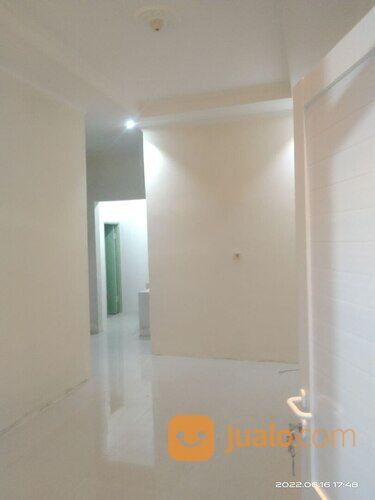 Segera! Rumah Belum pernah dihuni Dekat jalan Raya