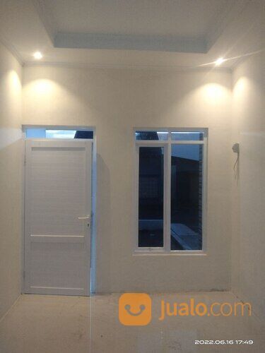 Segera! Rumah Belum pernah dihuni Dekat jalan Raya