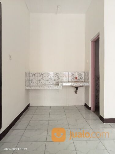 Rumah dengan Dinding Bata Merah Harga Murah