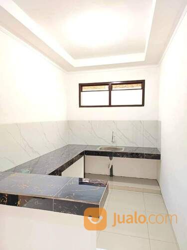 Rumah Tunjung Sekar Ikan Ikan Malang 925 Juta