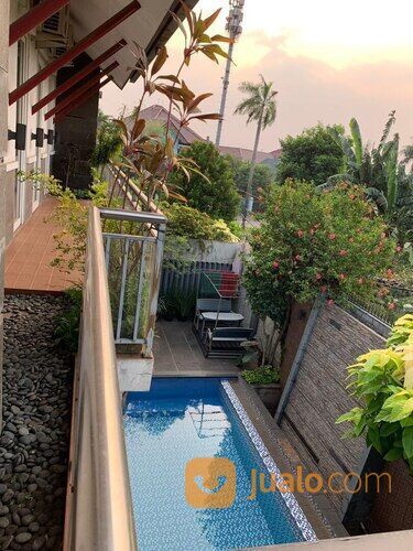 rumah bonus kolam renang duren sawit jakarta timur