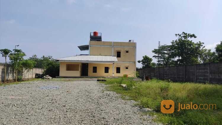 Gudang di Karawang Barat ,masuk tronton fuso