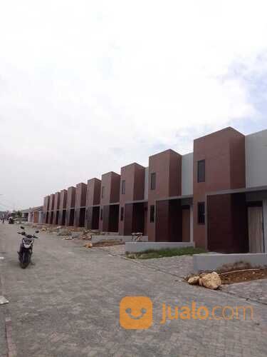 Cluster sepatan grande dekat bandara soetta