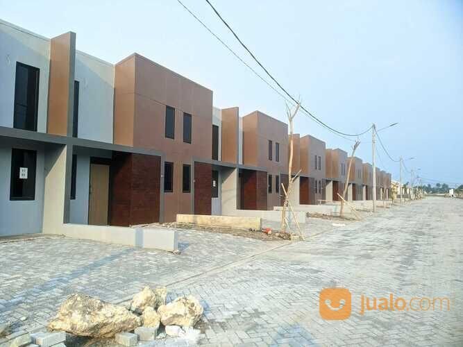 Cluster sepatan grande dekat bandara soetta