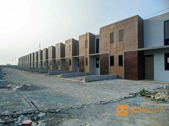 Cluster sepatan grande dekat bandara soetta