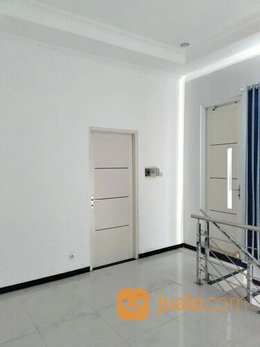 Rumah Siap Huni di Semolowaru dekat Nginden, Kedung Baruk, MERR