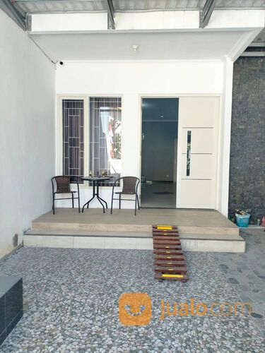 Rumah Siap Huni di Semolowaru dekat Nginden, Kedung Baruk, MERR