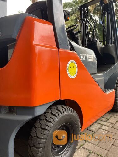 Forklift Toyota 60-8FD15 Bekas 1,5 ton Harga Murah Kondisi Istimewa