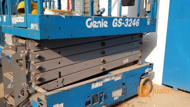 Rental Scissor lift malang pandaan mojokerto nganjuk lamongan bojonegoro Trenggalek Pacitan sidoarjo