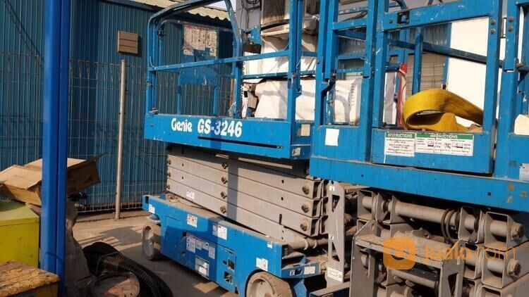Rental Scissor lift malang pandaan mojokerto nganjuk lamongan bojonegoro Trenggalek Pacitan sidoarjo