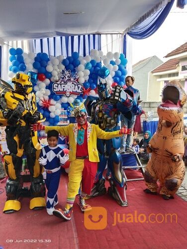 Ultah meriah bersama badut sulap acrobat