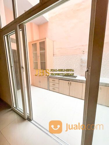 Villa Komplek Grand Mediteranian Jalan Sunggal