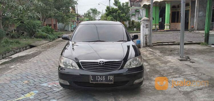 toyota camry 2002 milik pribadi , 2.4G warna hitam seri L