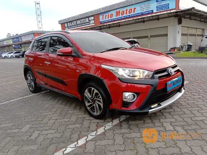 Toyota Yaris S TRD Sportivo Heyker 2017