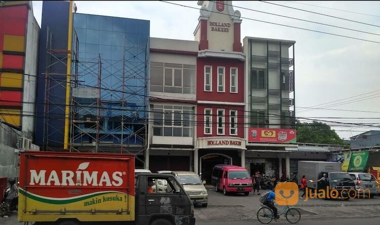 Ruko siap pakai di jalan Kapas Krampung Surabaya