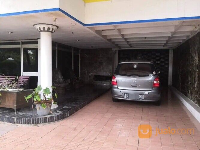 Rumah Mewah Jemursari Utara daerah Wonocolo