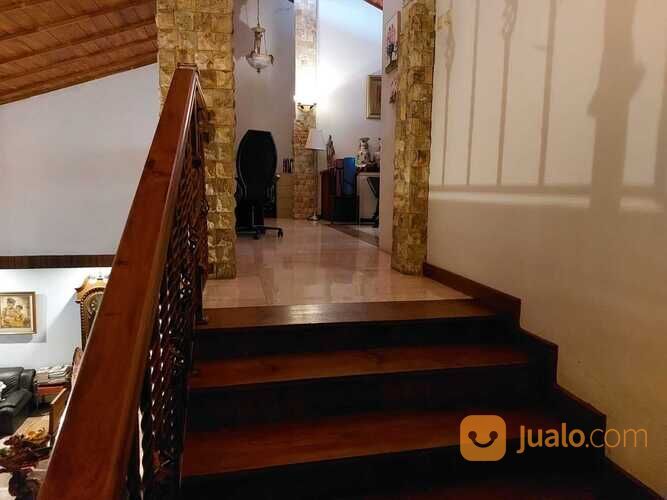 rumah di jln hadiah1 kavling polri jelambar grogol jakbar