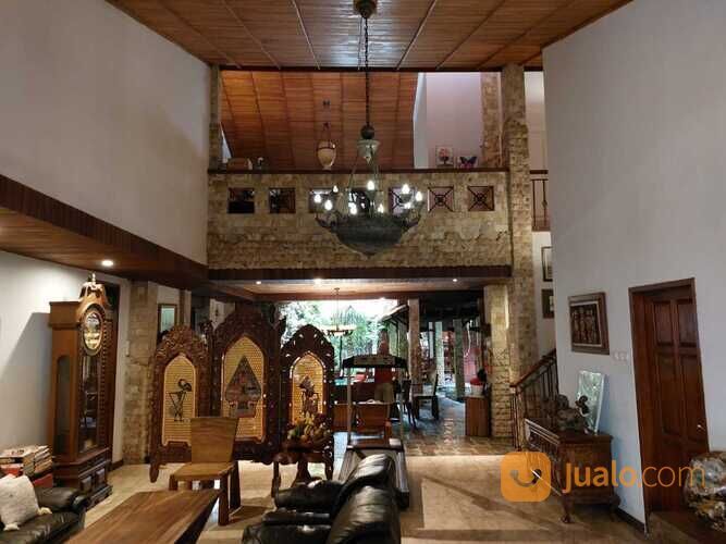 rumah di jln hadiah1 kavling polri jelambar grogol jakbar