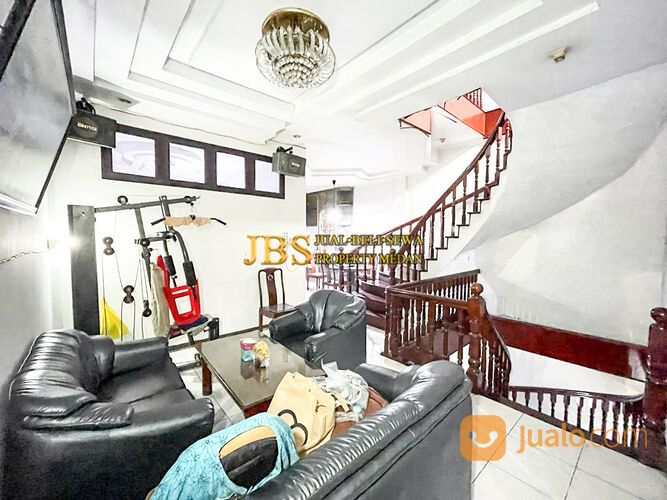 Rumah Jalan Perpustakaan Simpang Jalan Nibung Raya