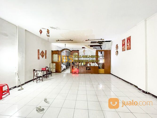 Rumah Jalan Perpustakaan Simpang Jalan Nibung Raya