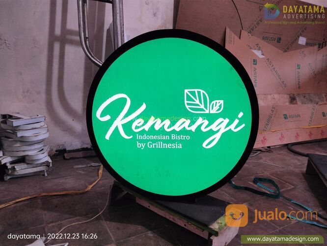 Plang Nama Neon Box Bulat Minimalis