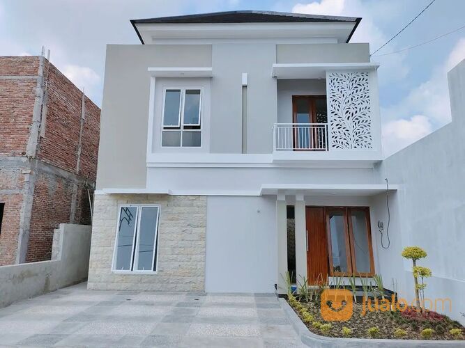 Rumah baru dalam perumahan Sidoarum jl Godean