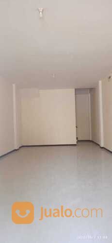 HADAP RAYA MERR BAGUS BUAT BRANDING Ruko 4 Lantai Icon 21 MERR Surabaya Parkir Luas