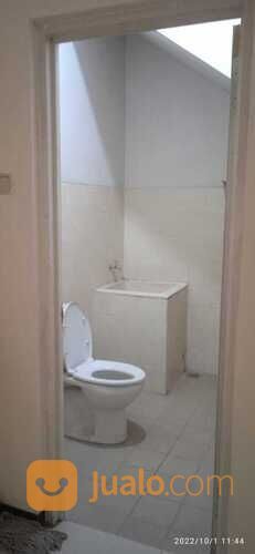 HADAP RAYA MERR BAGUS BUAT BRANDING Ruko 4 Lantai Icon 21 MERR Surabaya Parkir Luas