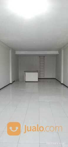 HADAP RAYA MERR BAGUS BUAT BRANDING Ruko 4 Lantai Icon 21 MERR Surabaya Parkir Luas