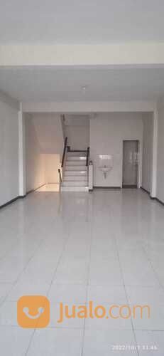 HADAP RAYA MERR BAGUS BUAT BRANDING Ruko 4 Lantai Icon 21 MERR Surabaya Parkir Luas