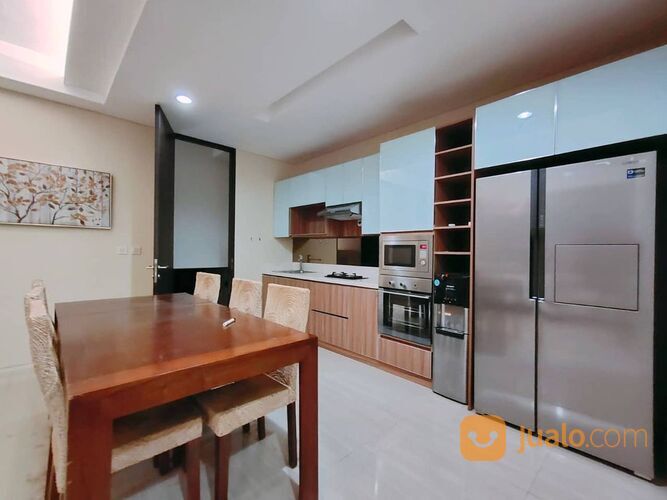 Rumah Mewah Full Furnish Dalam Perumahan Hyarta