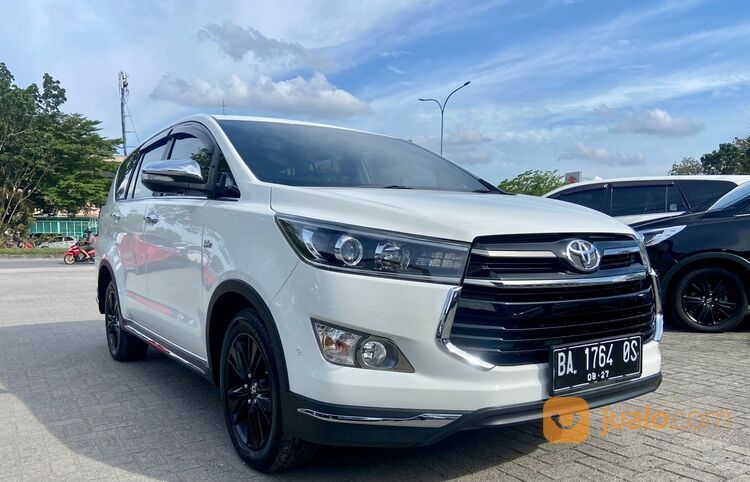 INNOVA VENTURER AT 2017