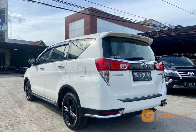 INNOVA VENTURER AT 2017