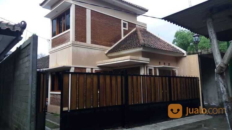 Rumah asri di barat tugu jogja jalan bener