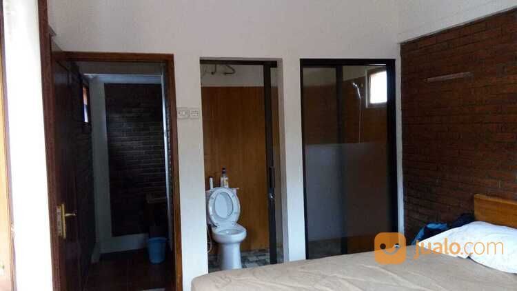 Rumah asri di barat tugu jogja jalan bener