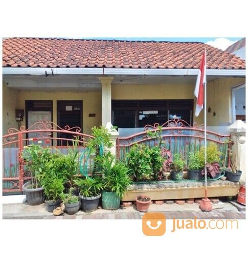 Rumah di Perumnas Banyumanik Semarang Dekat Kemana Saja