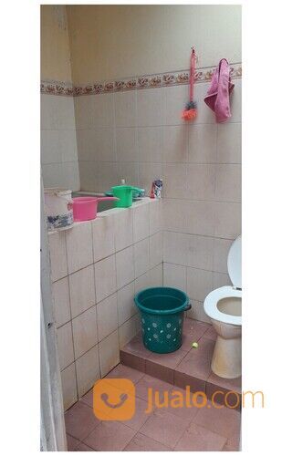 Rumah di Perumnas Banyumanik Semarang Dekat Kemana Saja