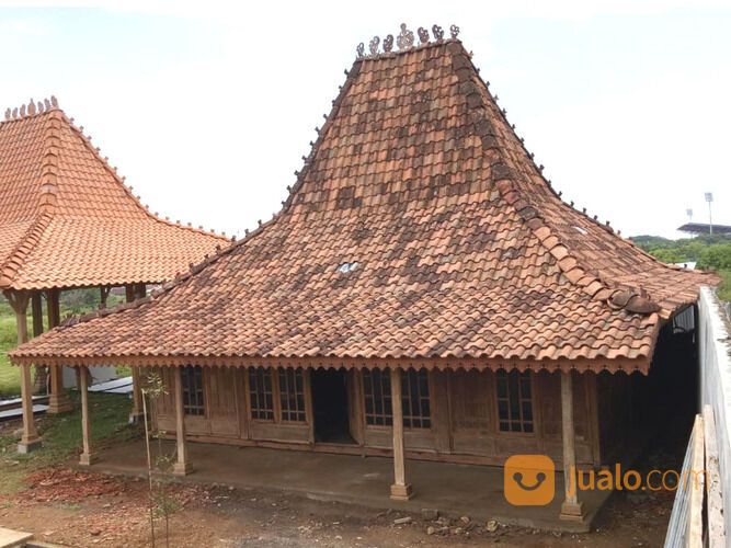 Miliki Rumah Joglo Jawa Tumpang Sari dari Bahan Kayu Jati Tua Berkualitas