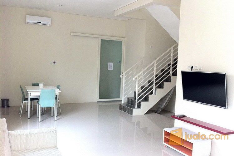 Rumah Surabaya Sewa Kontrak Guesthouse homestay Harian Mingguan Bulanan Tahunan
