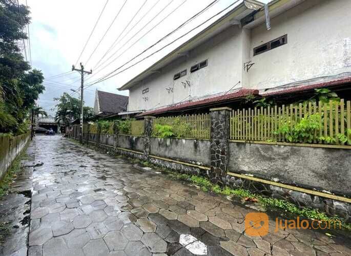 Tanah Tepi Jalan Taman Siswa 4000 m²