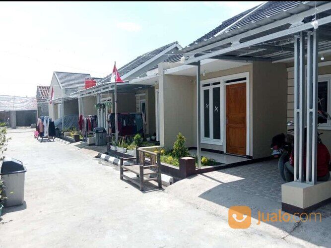 Rumah mewah minimalis di Bumi Agnes Nanjung - Katapang