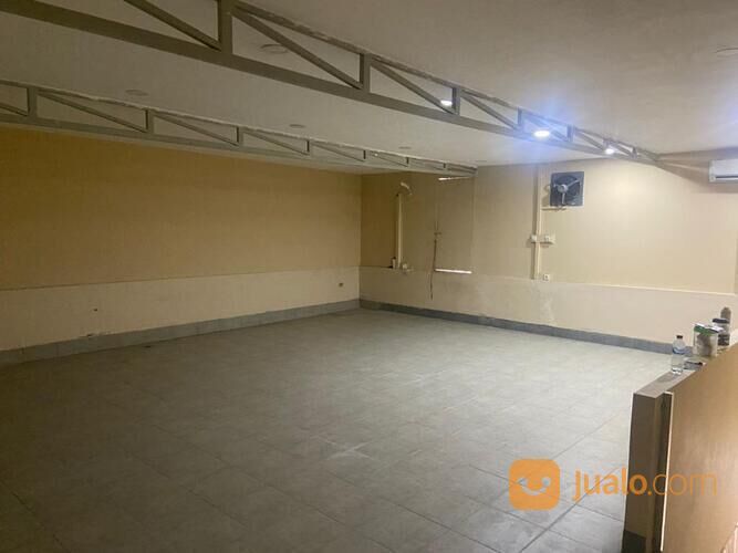 Ruko gandeng 4lantai di jalan raya Bekasi timur