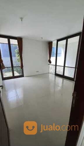 Mewah Siap Huni Di Surabaya Barat Dekat Unesa Lidah Wetan, Club House