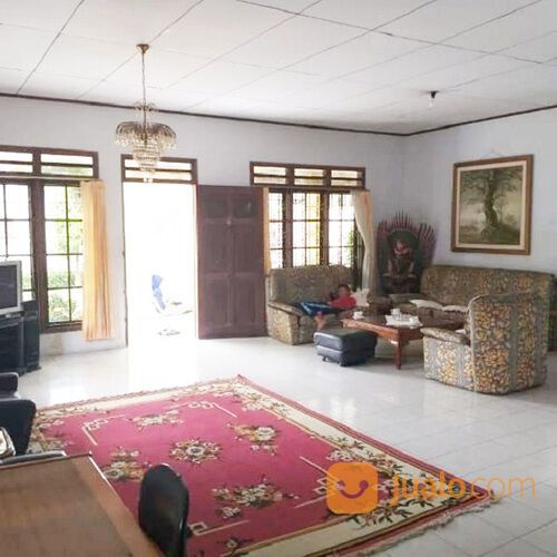 Rumah Villa di Puncak Cisarua Bogor View Pegunungan Dekat Taman Safari, Curug Cilember